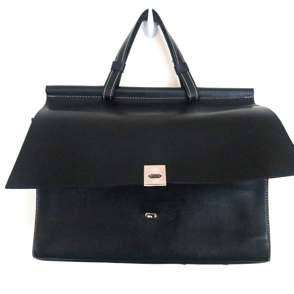 Black Rectangular Leather Laptop Or Business Bag - image 6